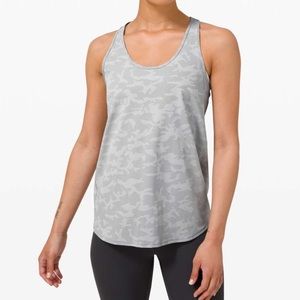 🍋 Lululemon Essential Tank Pleated Incognito Camo